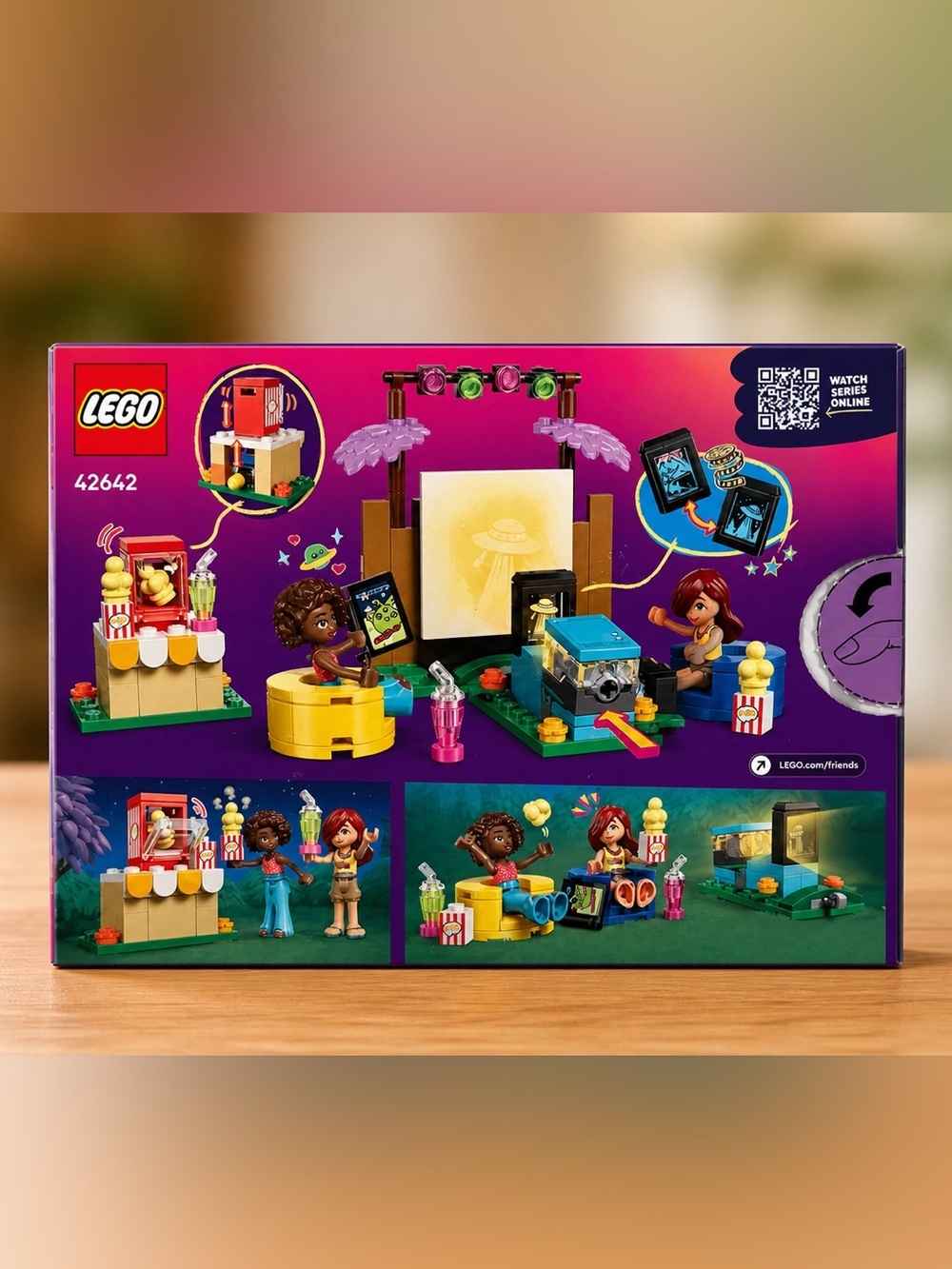 LEGO Friends 42642 Friendship Movie Night Set • Complete • Open Box • Fast Ship - Picture 2 of 4